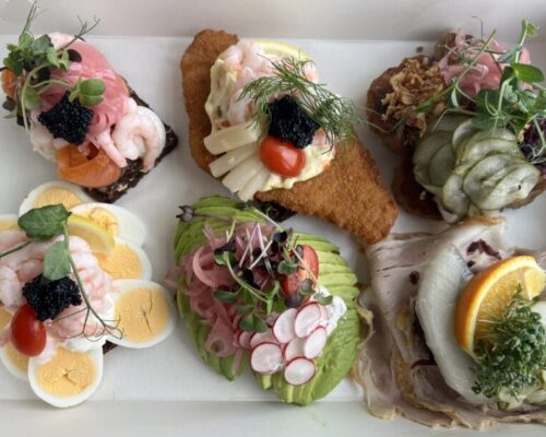 Smørrebrødsfad fra Restaurant Skovbakken